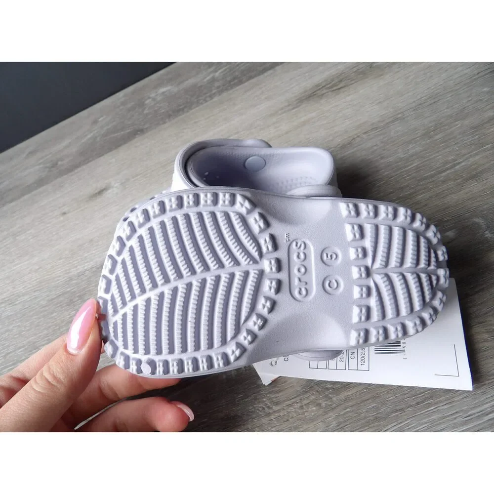 Crocs Floral Cut Out Kids Clogs size 5